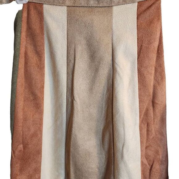 Andrée By Unit Medium Suede Mini Skirt - Picture 6 of 7